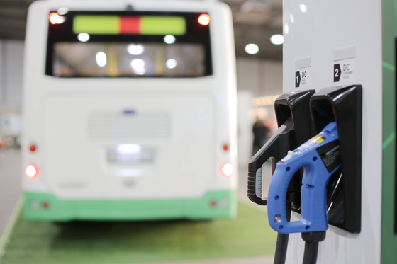 Tipo 1 2 Ccs Cargador de automóviles de vehículos eléctricos Gráfico de tiempo Costo de subvención de crédito fiscal Potencia de salida bajo demanda