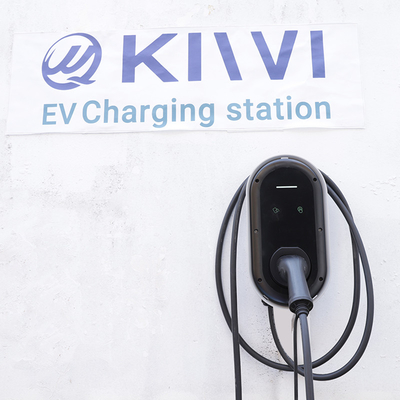 Estación de carga Wifi de vehículos eléctricos de 7 kW con detección de aislamiento y conexión tipo 2