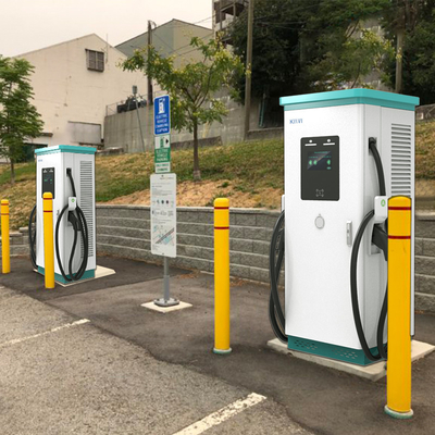 240KW corriente de salida de corriente continua 60kw CCS Chademo cargador de EV Ocpp16.j cargador rápido de doble arma