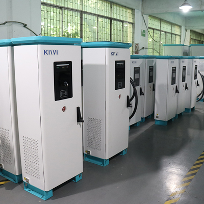CCS/CHAdeMO/Tesla OCCP 1.6 Cargador de vehículos eléctricos de corriente continua compatible de 120 kW con voltaje de salida de 150V-1000V