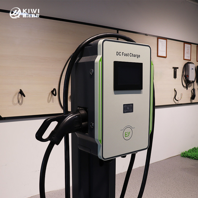 Cargador de vehículos eléctricos SmartDC rápido de 30 kW con interruptor de protección contra fugas y frecuencia de red de 50 Hz ± 10 Hz