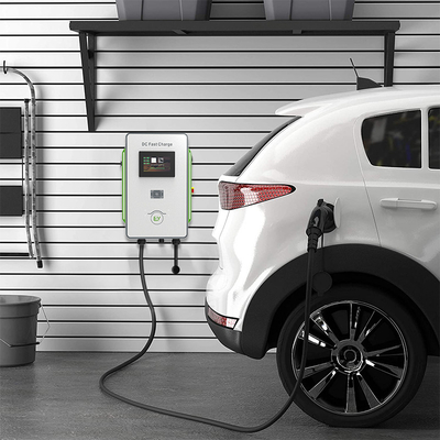 Cargador rápido de 30kW DC para Hyundai Ioniq 5 en el parque de atracciones KIWI Supermercado Jardín de infantes