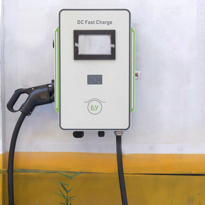 Cargador de caja de pared DC 30kW 40kW Coches CCS 40A Cargador de EV rápido 600V Frecuencia de red 50Hz