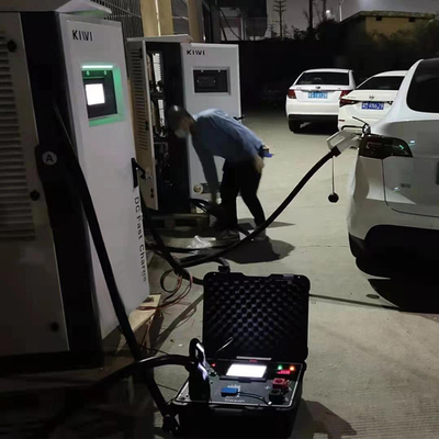 Estación de carga rápida para automóviles eléctricos de 3 fases de 120kw Chademo CCS1 CCS Tipo 2 Cargador de EV de CC rápido